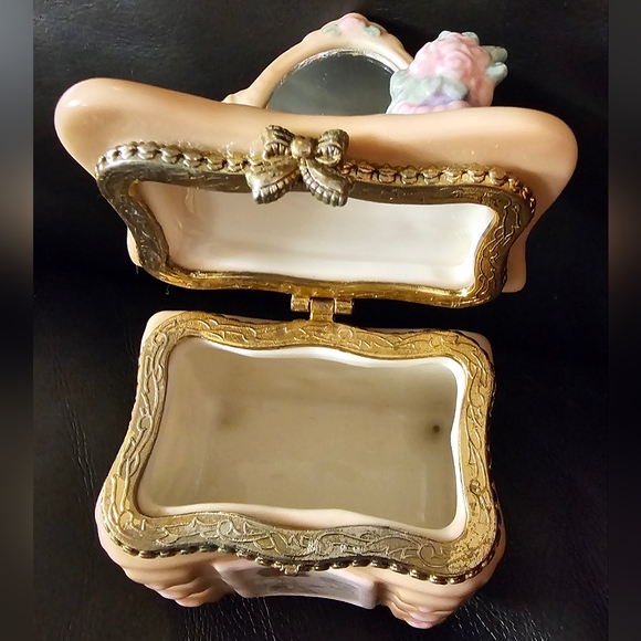 Precious Moments Dresser Vanity Ceramic Hinged Trinket Box 1997 Collectible - Picture 5 of 12